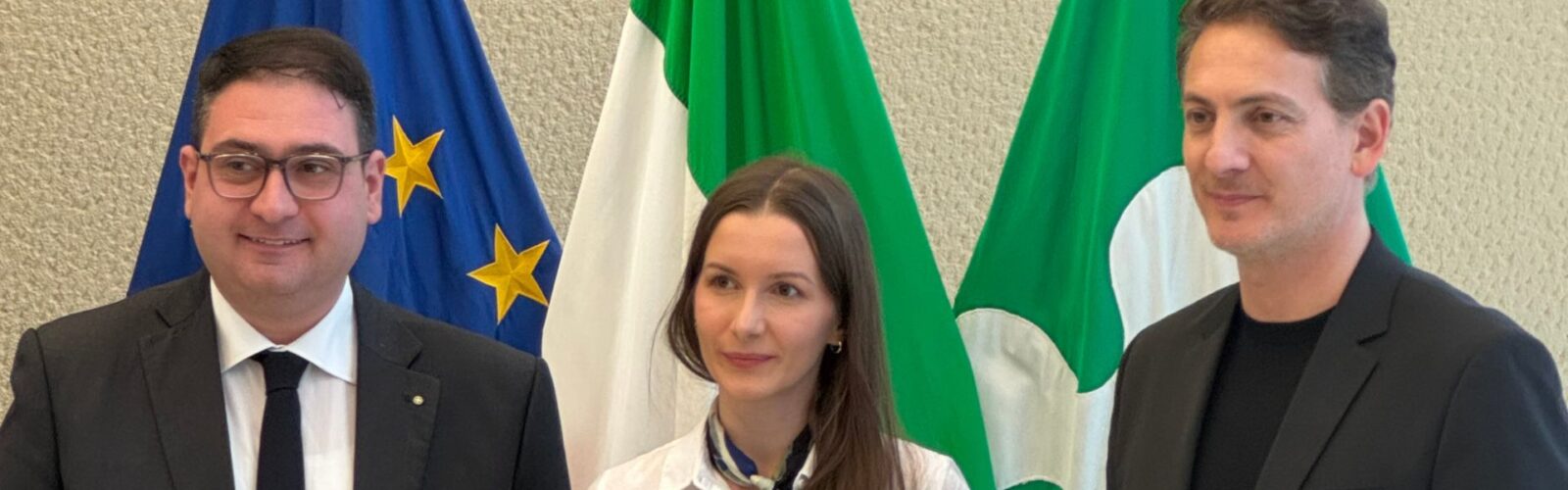 Julia Nawaro receives the Valutare Premia Award